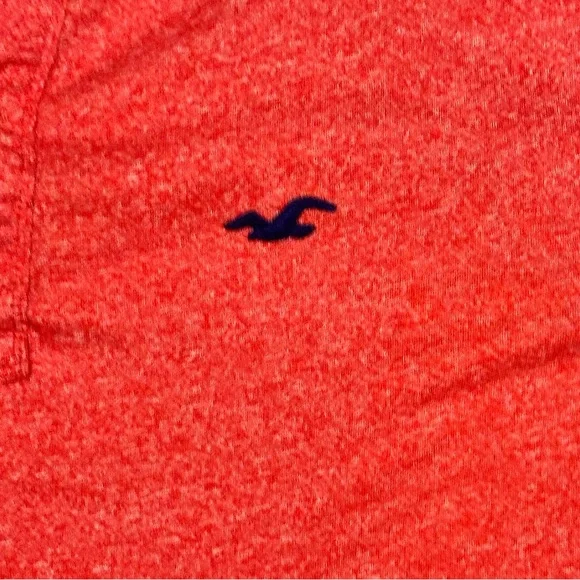 Hollister Men’s Bright Red Short Sleeve Henley Tee - Picture 4 of 6